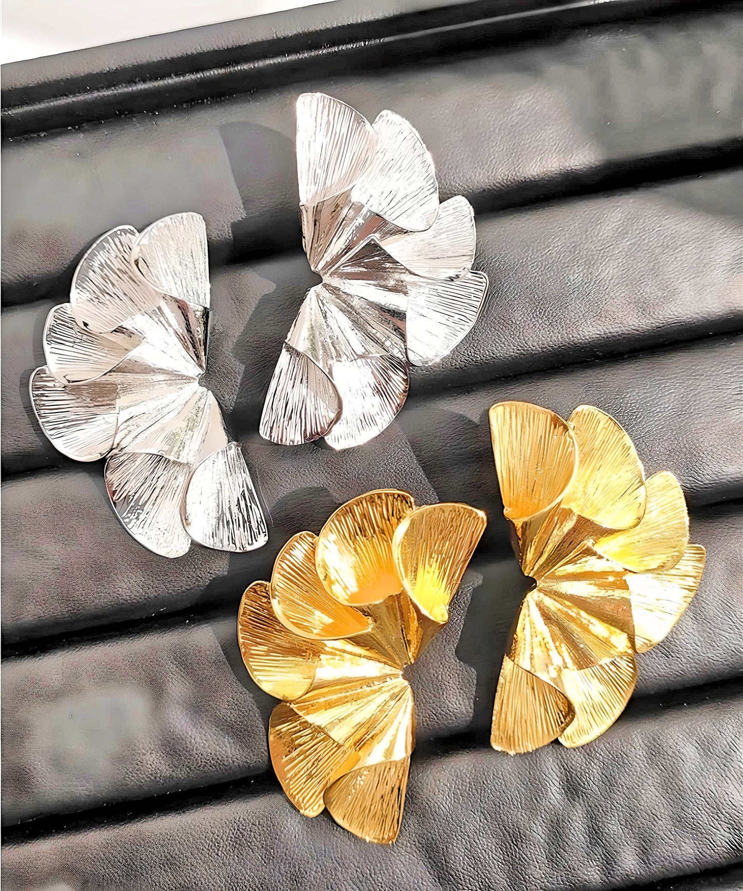 Gold Color Leaf Earrings for Women Exaggerated Design Geometric Fan-shaped Alloy Pastoral Style Elegant Fashion Jewelry